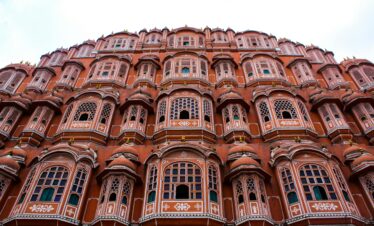From Delhi : Jaipur City Tour By Car